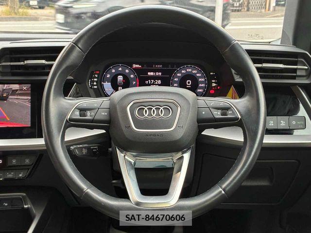 Audi A3 2021-07 7615043-3