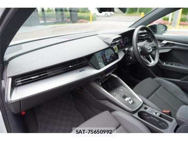 Audi A3 2023-01 7615042-25