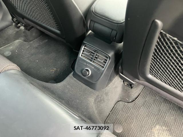 Audi A3 2019-09 7615044-14