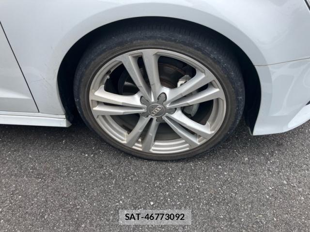 Audi A3 2019-09 7615044-8
