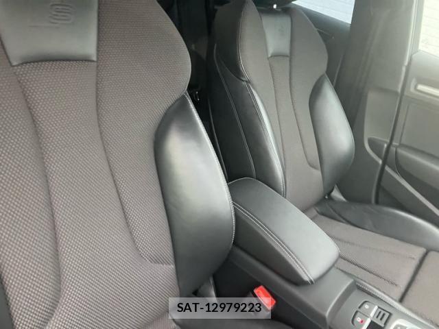 Audi A3 2017-09 7615046-11