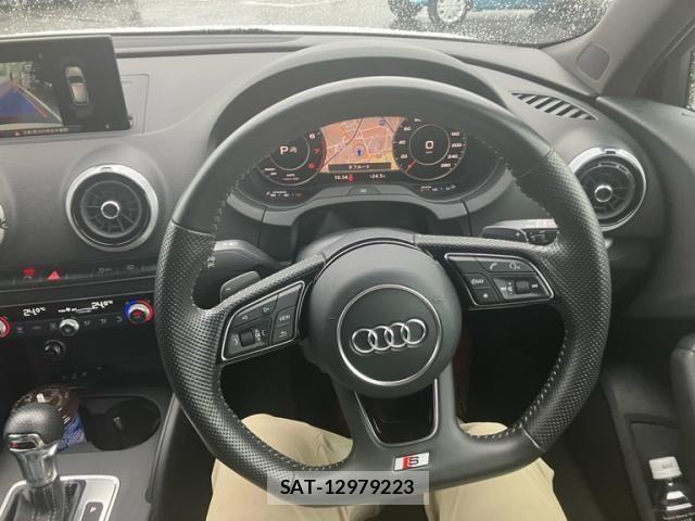 Audi A3 2017-09 7615046-14