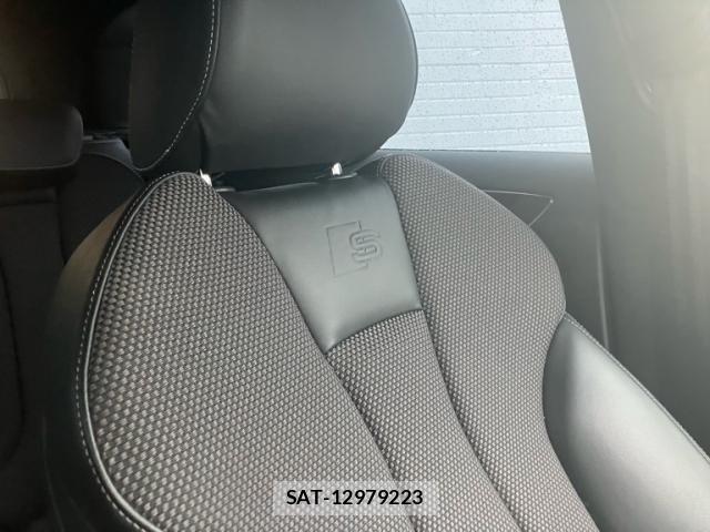Audi A3 2017-09 7615046-20