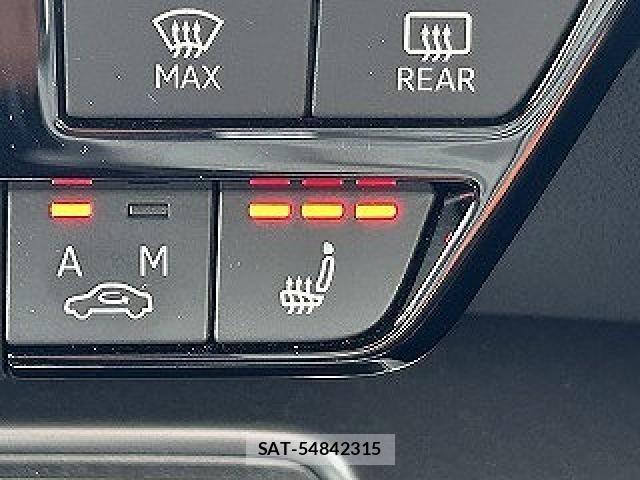 Audi A3 2023-07 7615045-10