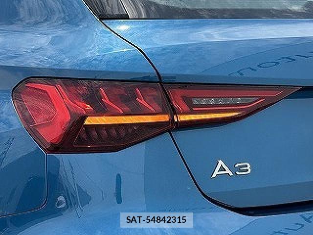Audi A3 2023-07 7615045-21