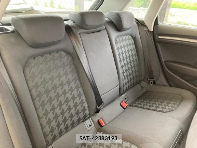 Audi A3 2016-09 7720896-16