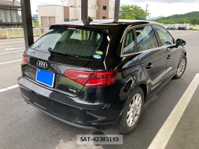 Audi A3 2016-09 7720896-5