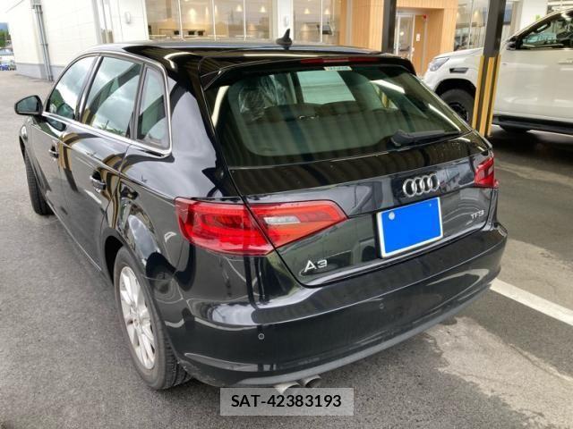 Audi A3 2016-09 7720896-6
