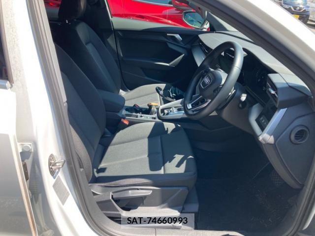 Audi A3 2022-05 7720893-15