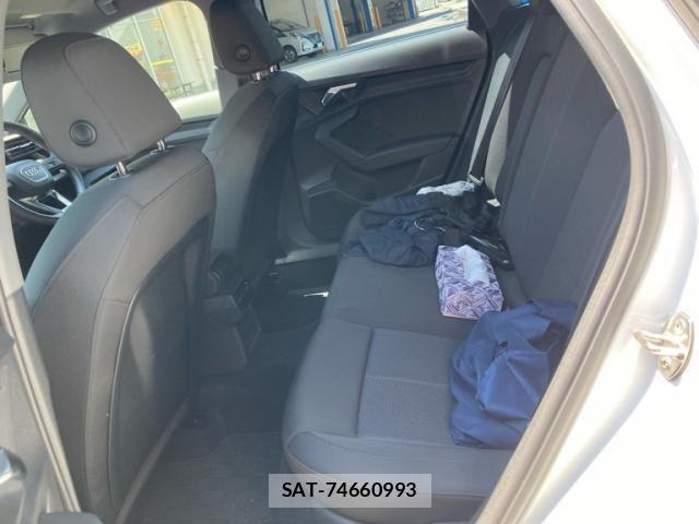 Audi A3 2022-05 7720893-18