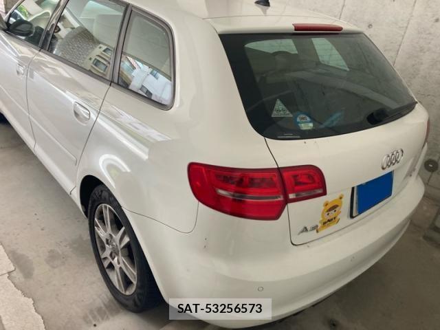 Audi A3 2011-08 7782666-2