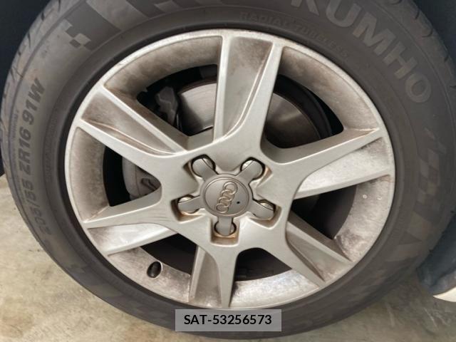 Audi A3 2011-08 7782666-5