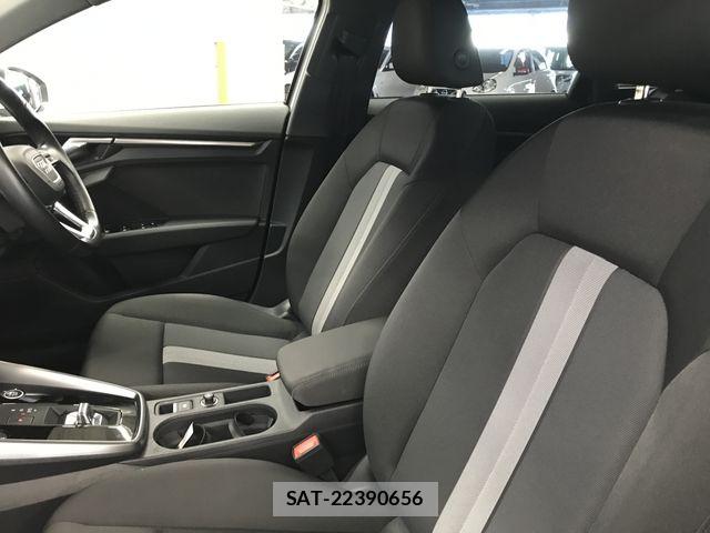 Audi A3 2023-07 7782669-8