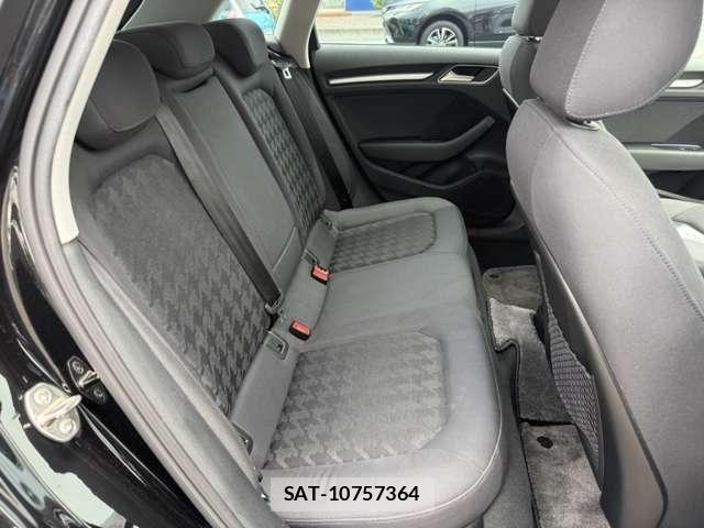 Audi A3 2015-08 7782668-9