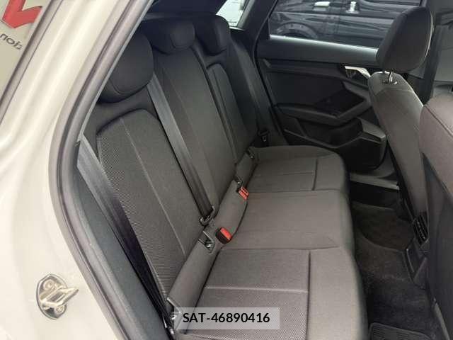 Audi A3 2021-06 7782667-9