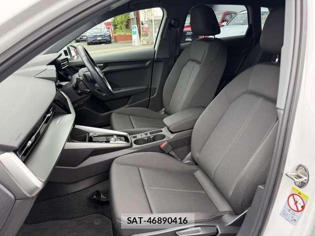 Audi A3 2021-06 7782667-10