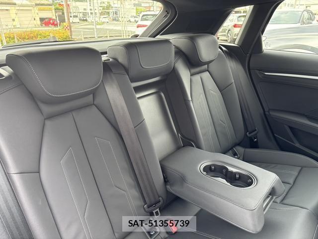 Audi A3 2024-08 7875328-4