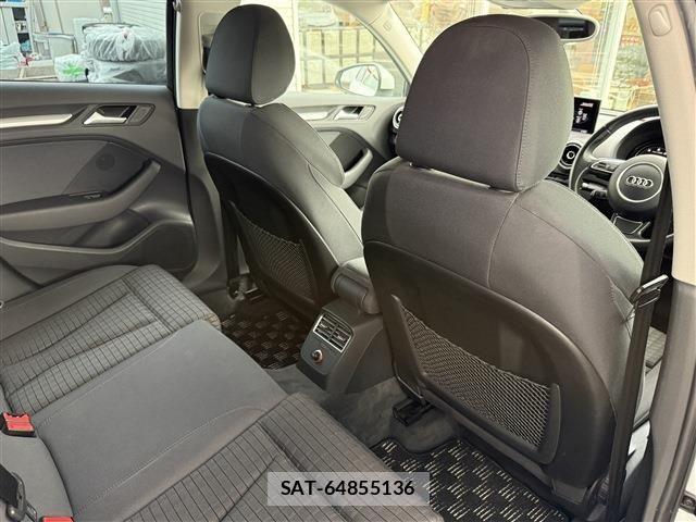 Audi A3 2014-03 7875332-13