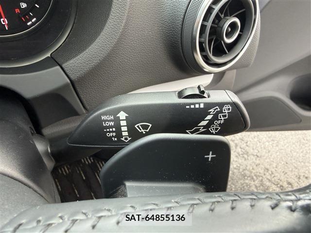 Audi A3 2014-03 7875332-7