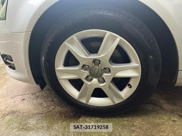Audi A3 2012-06 7902254-9