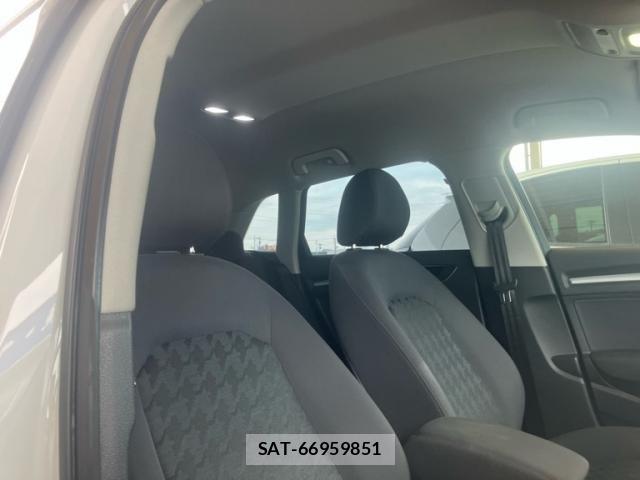 Audi A3 2015-06 7960547-10