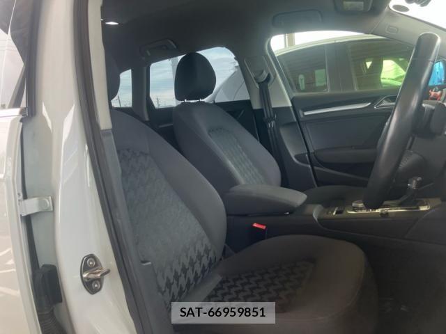 Audi A3 2015-06 7960547-11