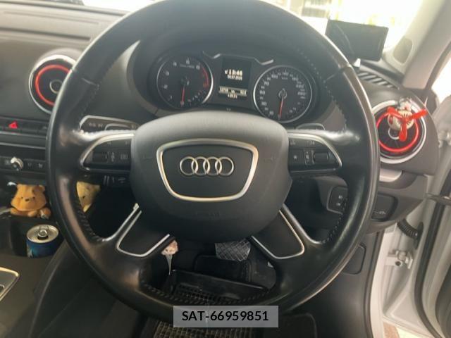 Audi A3 2015-06 7960547-14