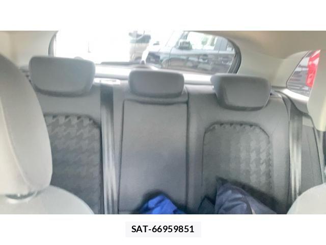 Audi A3 2015-06 7960547-24