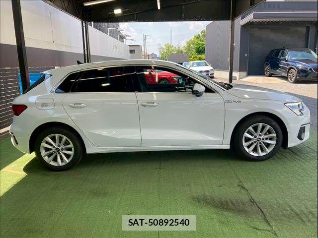 Audi A3 2022-02 7960538-14