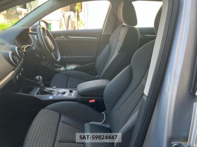 Audi A3 2016-08 7978542-15