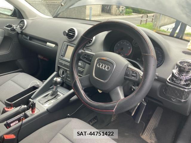 Audi A3 2011-07 8034455-16