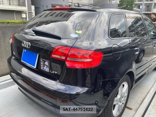 Audi A3 2011-07 8034455-2