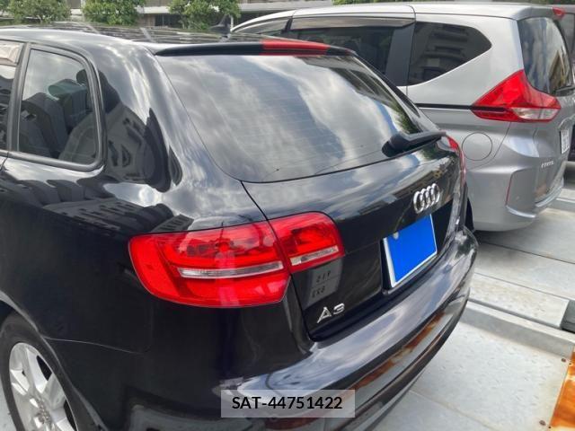 Audi A3 2011-07 8034455-3