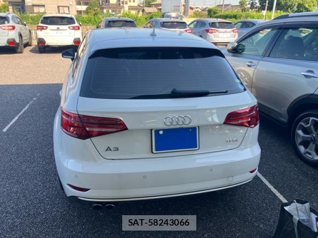 Audi A3 2018-07 8034453-10