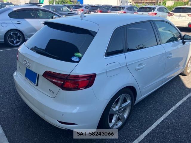 Audi A3 2018-07 8034453-12