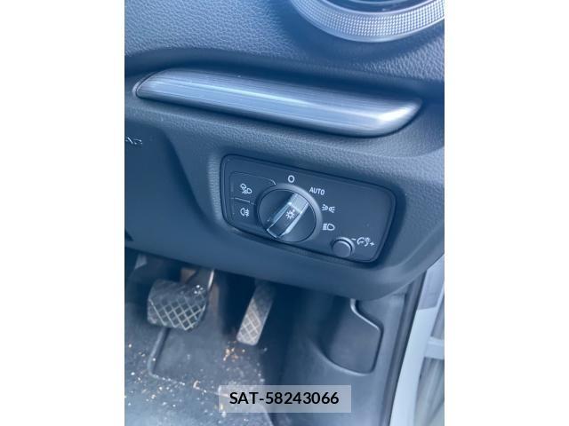 Audi A3 2018-07 8034453-16