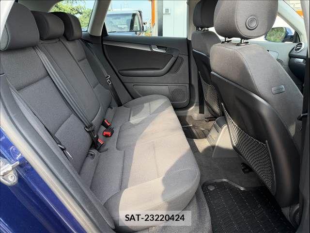 Audi A3 2011-10 8072877-25