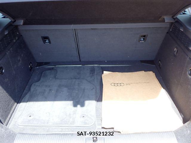 Audi A3 2017-08 8072868-25