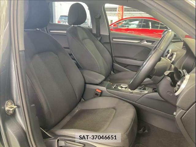 Audi A3 2020-08 8072874-10