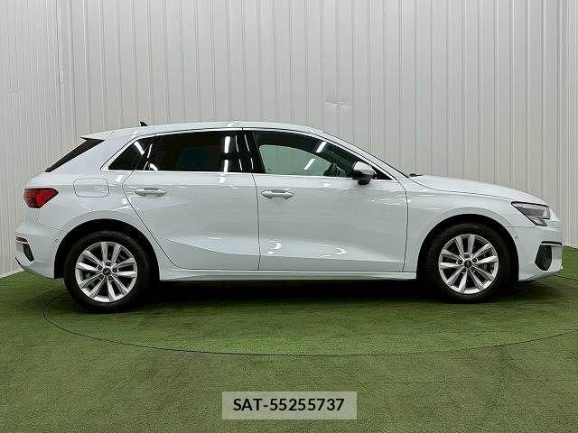 Audi A3 2021-11 8072871-14