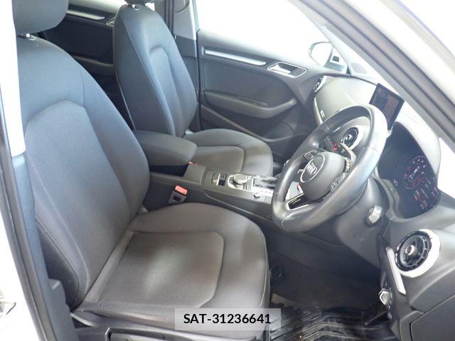 Audi A3 2019-06 8072870-21