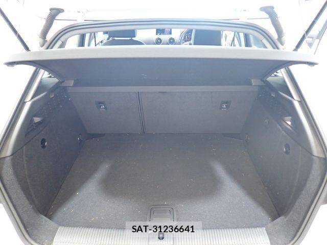 Audi A3 2019-06 8072870-23