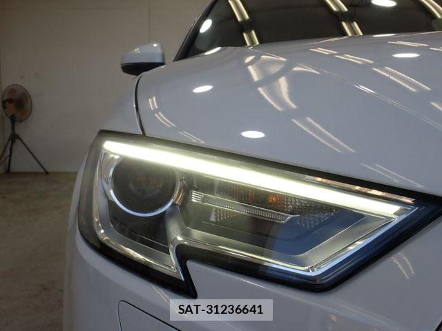 Audi A3 2019-06 8072870-8