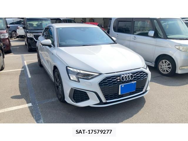 Audi A3 2021-08 8098039-0