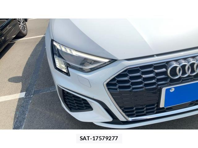 Audi A3 2021-08 8098039-3