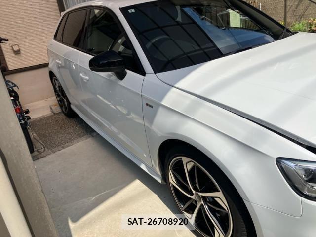 Audi A3 2019-07 8098038-4