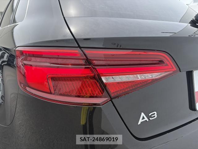 Audi A3 2017-12 8128966-21