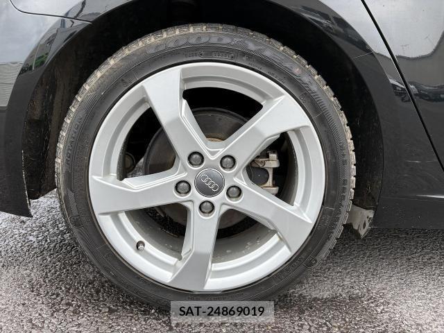 Audi A3 2017-12 8128966-22
