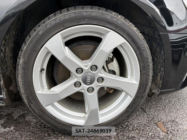Audi A3 2017-12 8128966-23