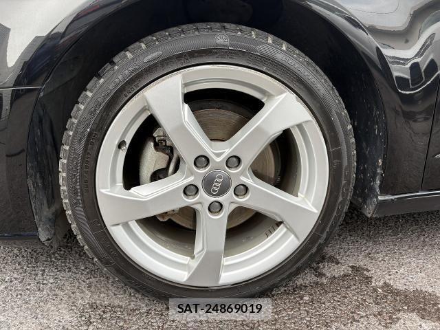 Audi A3 2017-12 8128966-24
